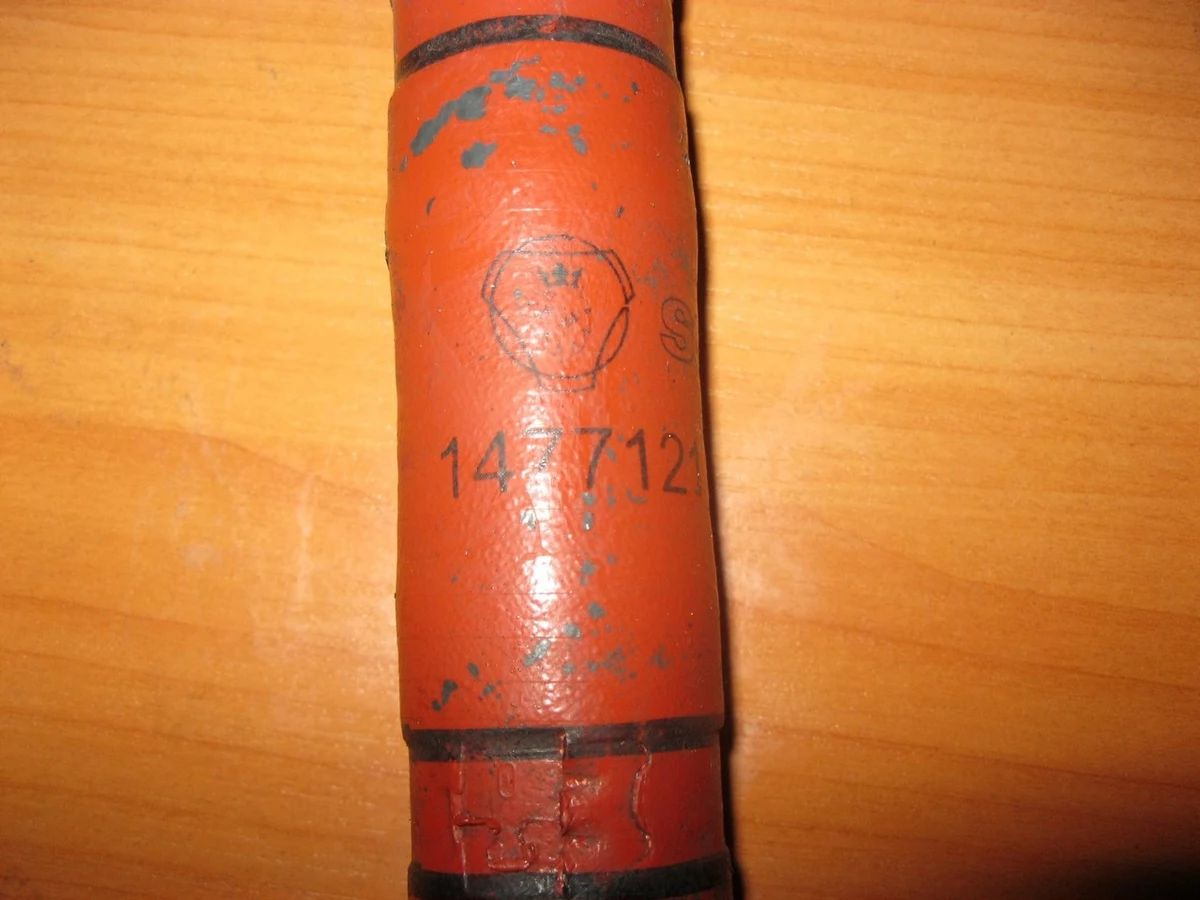 Шланг системы смазки турбокомпрессора D11, D12 (22х4, L=105 mm) 1477121