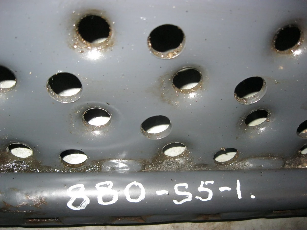 Подножка (лестница) аккумуляторного ящика 1490173