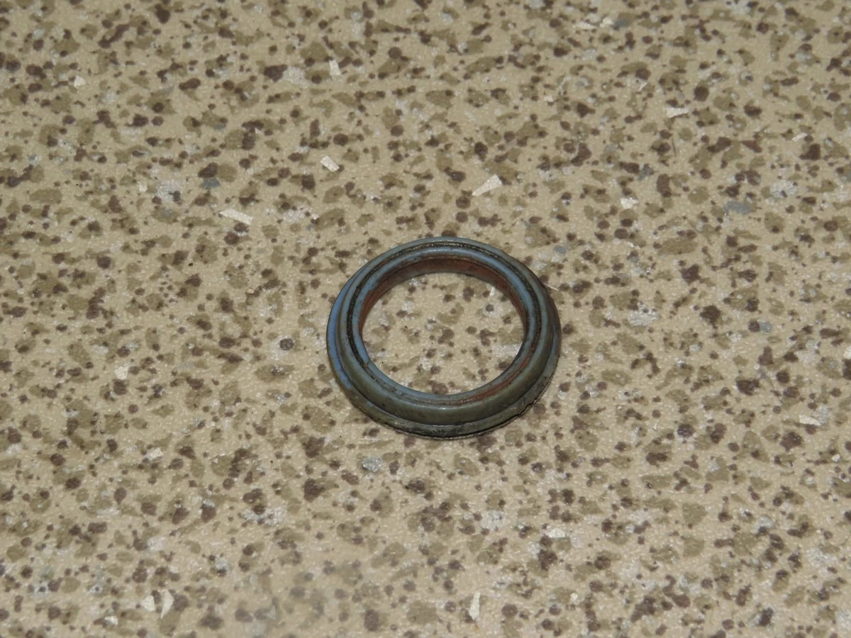 Уплотнительное кольцо среднее прокладки головки цилиндра 1468555