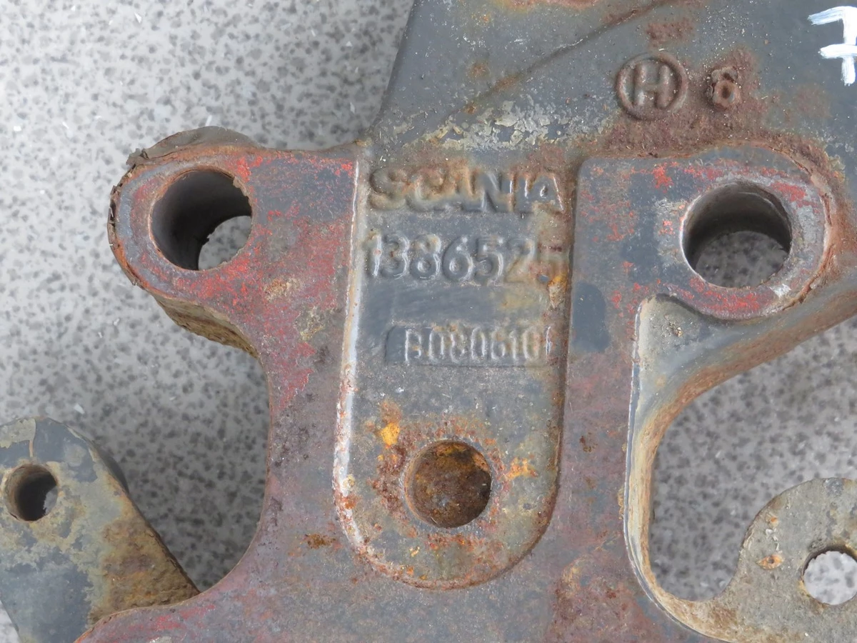 1386525 Кронштейн пневмоподушки левый для Скания/Scania - купить в ...