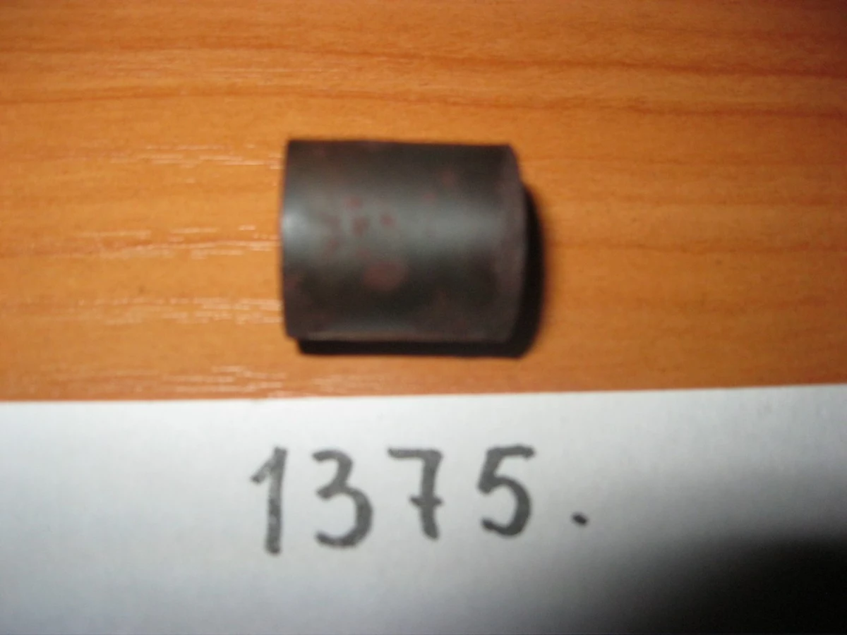 Дистанционная втулка L=20 mm крепления выпускного коллектора 1736586