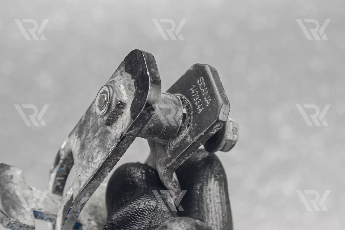 1479344 Кронштейн-хомут трубопровода EGR в сборе для Скания/Scania ...