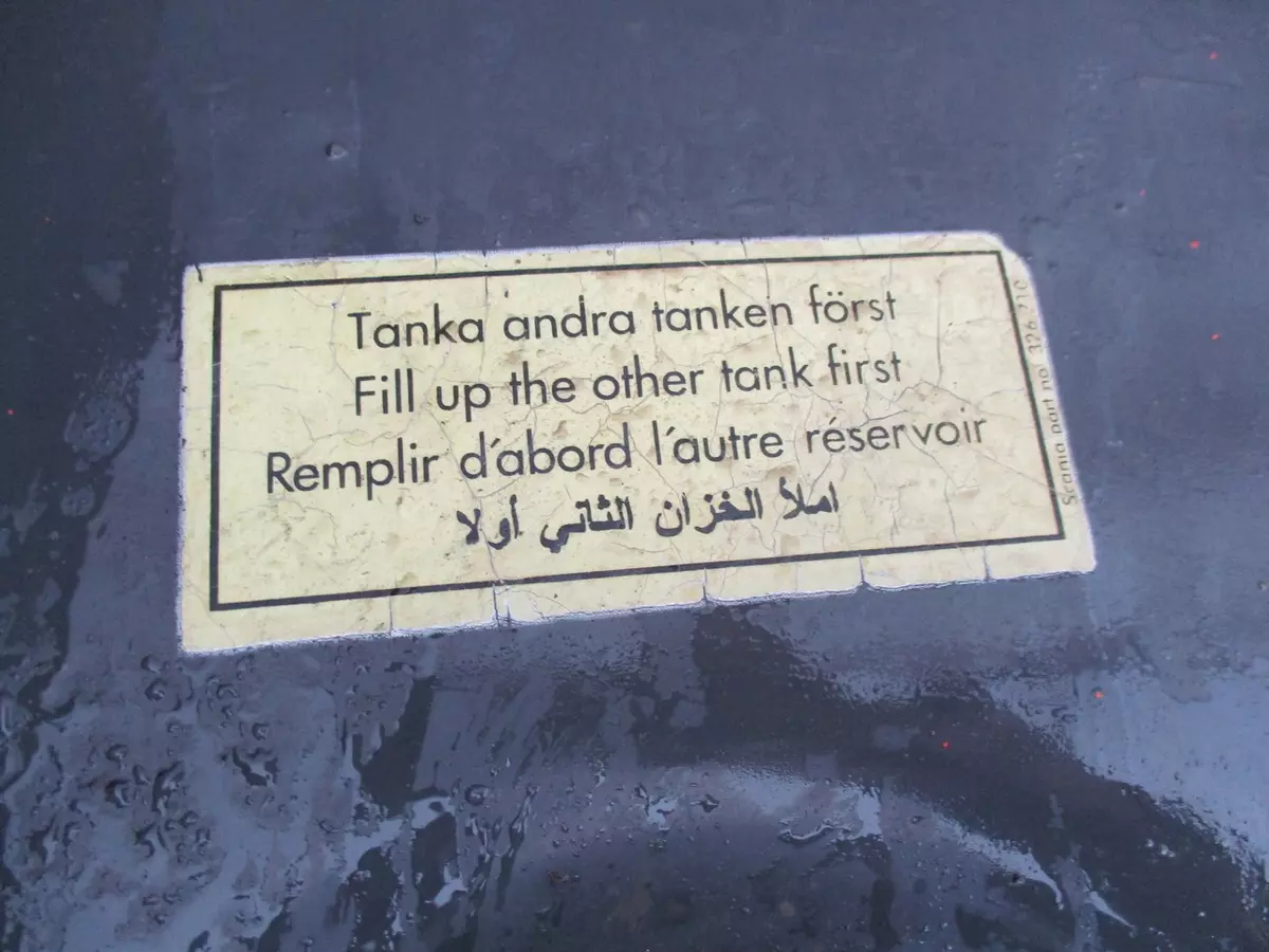 Img 0126 %282%29